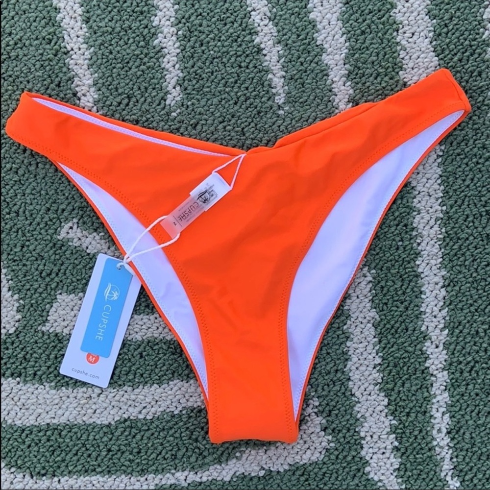 Bikini bottom